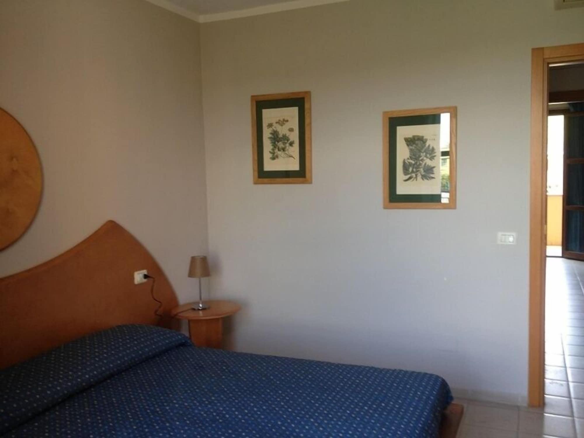 Cosmopolitan Golf & Beach Resort Tirrenia Kültér fotó