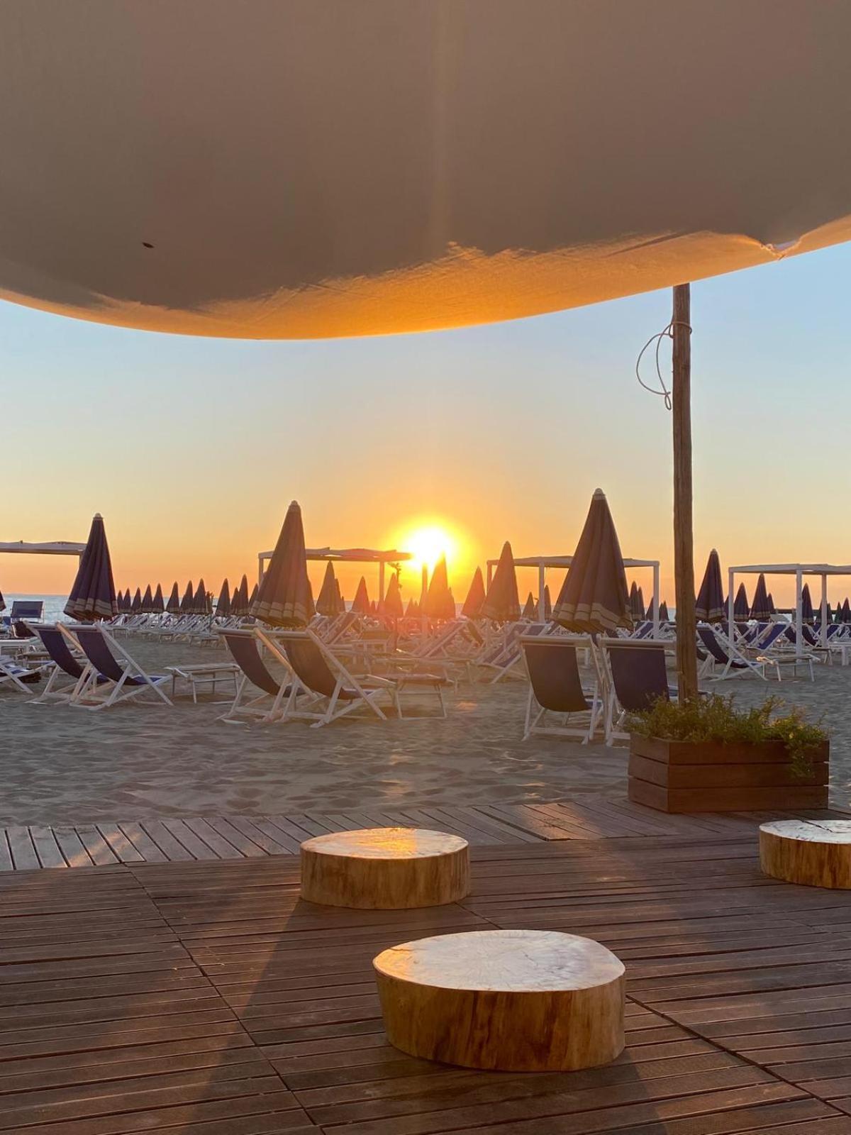 Cosmopolitan Golf & Beach Resort Tirrenia Kültér fotó