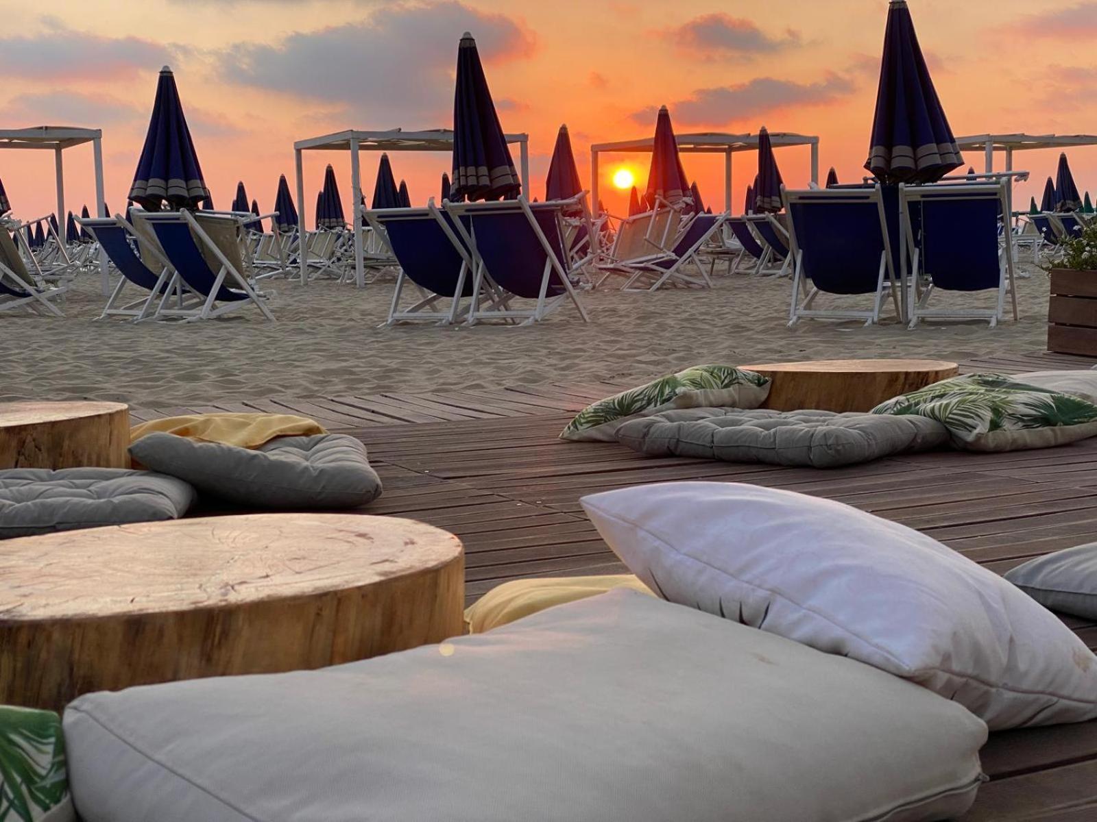 Cosmopolitan Golf & Beach Resort Tirrenia Kültér fotó