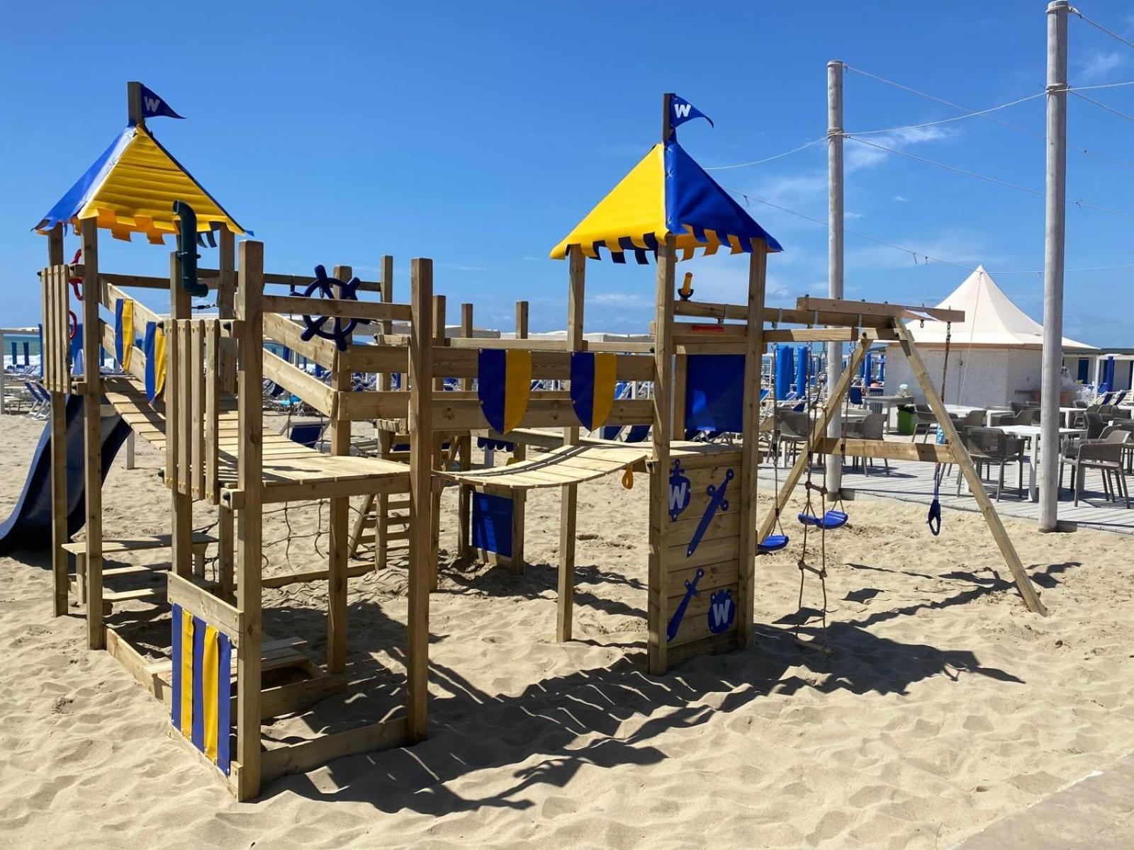 Cosmopolitan Golf & Beach Resort Tirrenia Kültér fotó