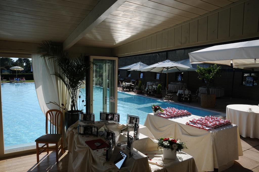 Cosmopolitan Golf & Beach Resort Tirrenia Kültér fotó